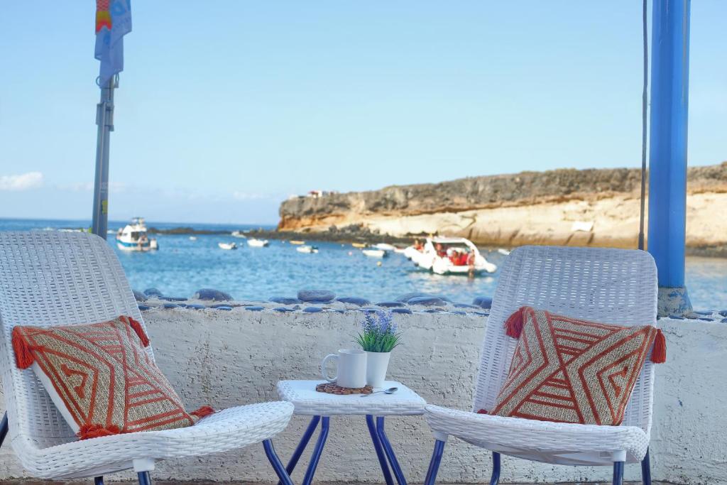 La Casa del Capitán - terrace-seating-sea-view
